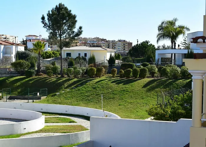 Family House Pensión 3*
