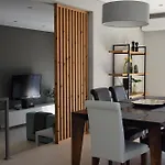 בית הארחה Family House 3*